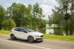 Volvo V40 D3 Cross Country 2016 года (WW)